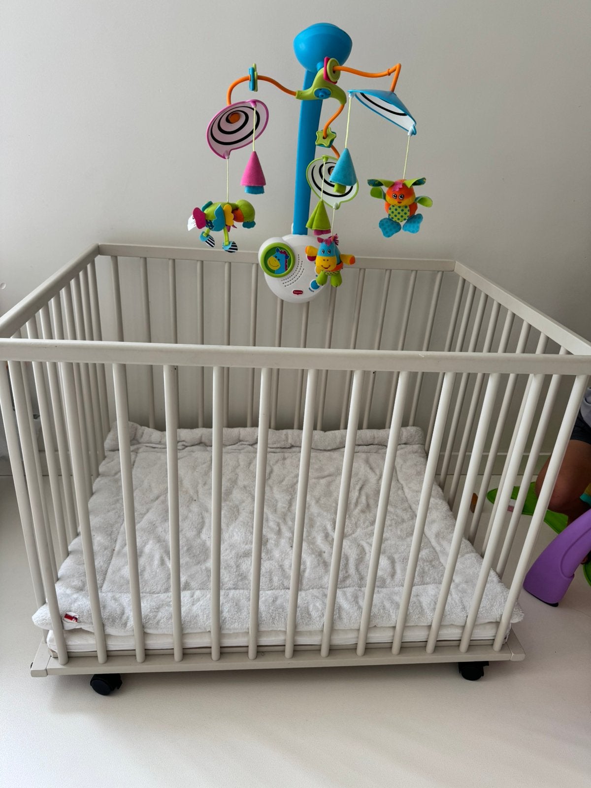 Babybox met matras en speelgoed, Kinderen en Baby's, Babyparken, Ophalen, Zo goed als nieuw