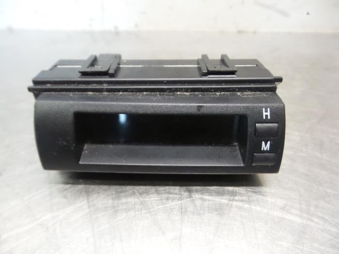 Uurwerk van een Toyota Prius (Prius 04-), Gebruikt, -, -, Ophalen of Verzenden