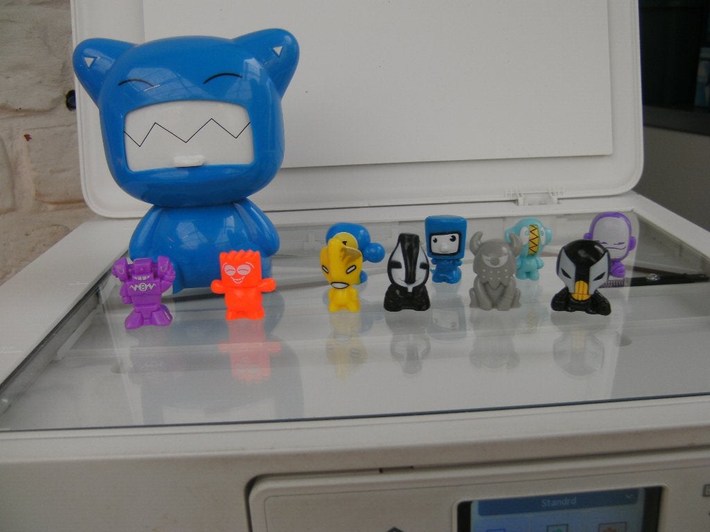 Verzamel objecten gogos crazy bones 10 stuk 1 groot ,,, Ophalen of Verzenden, Zo goed als nieuw