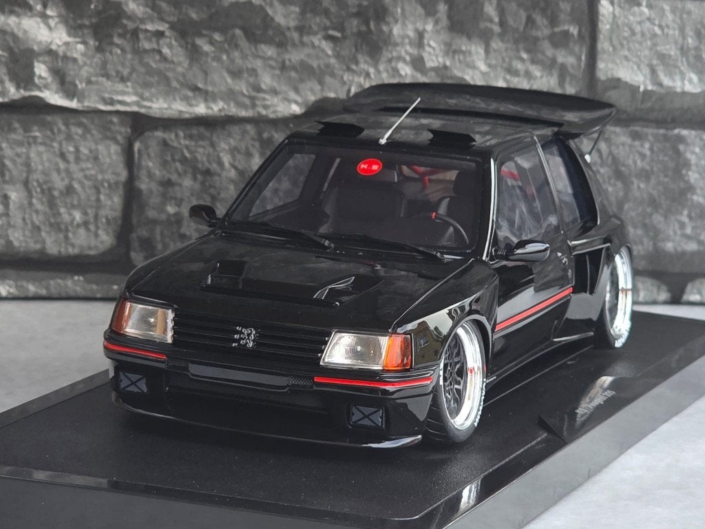 Peugeot 205 Khyzyl saleem 1/18éme, Neuf, OttOMobile, Enlèvement ou Envoi, Voiture