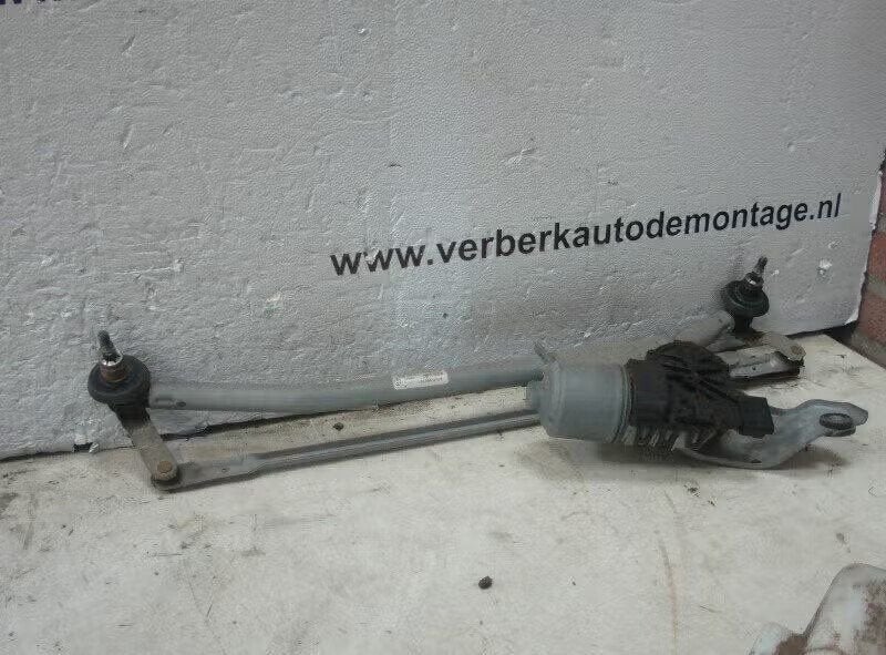 RUITENWISSER MECH + MOTOR Sandero I (BS) (82-00-619-512), Enlèvement ou Envoi, Utilisé, Robert-Bosch-Allee 1 74232 Abstatt, DE