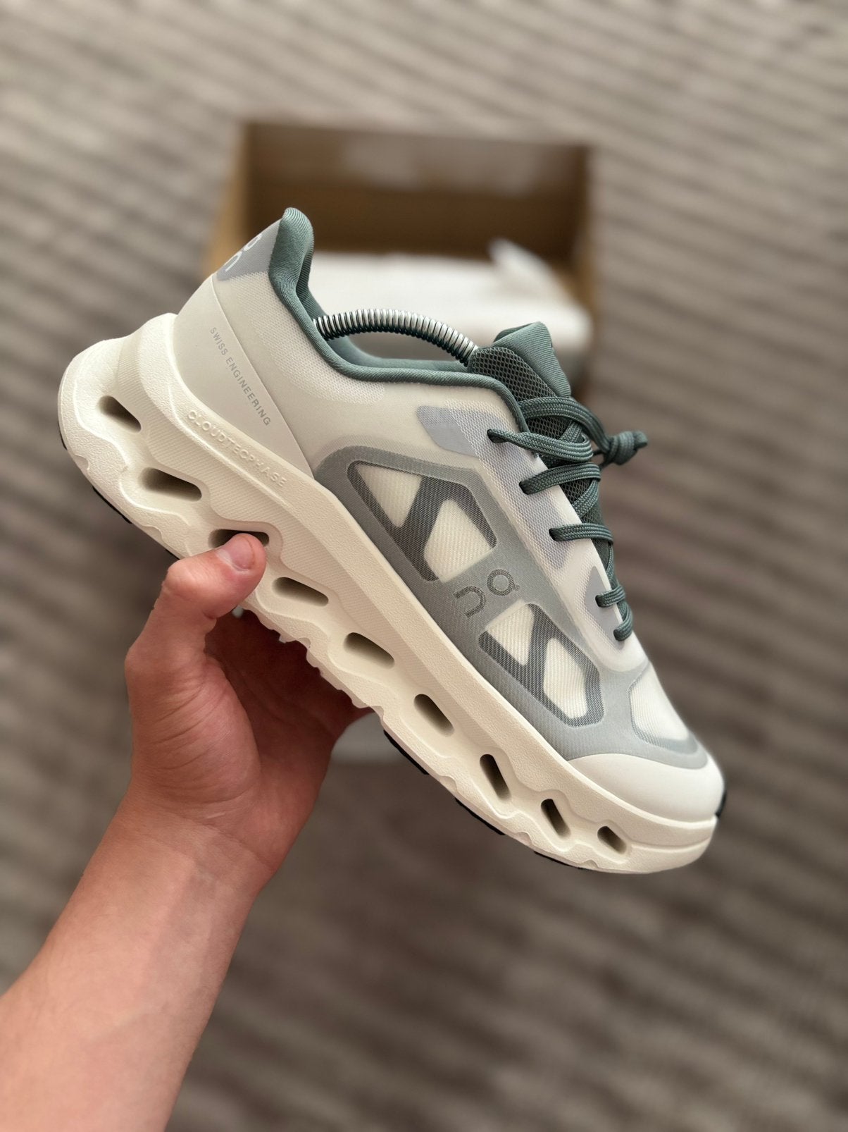 On Cloudtilt Remix, Ophalen of Verzenden, Nieuw, Groen, Sneakers
