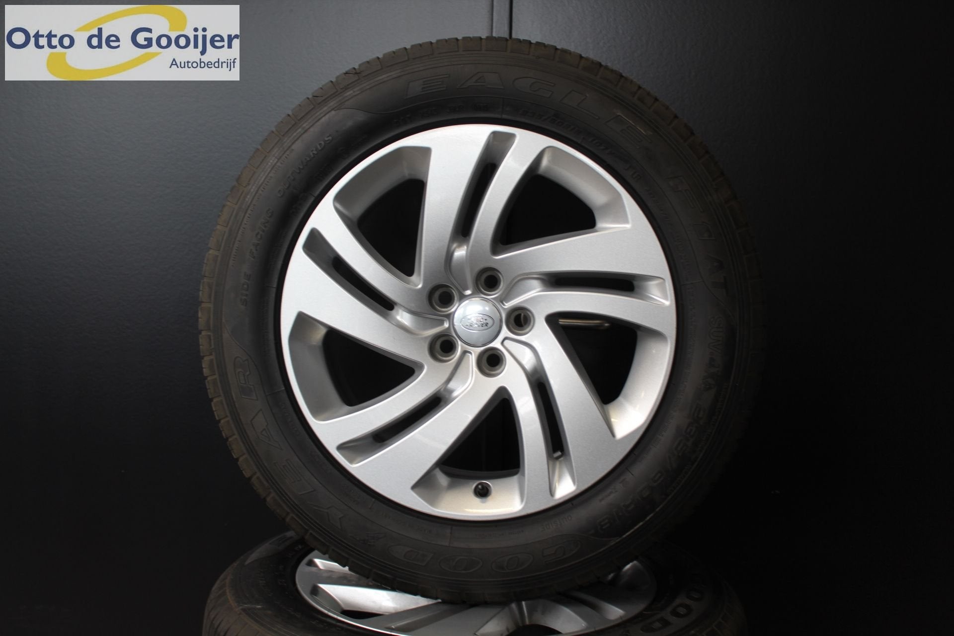 Originele Range Rover Evoque Velgen 18 Inch Zomerbanden 5.5M, Ophalen, 18 inch, Gebruikt, -