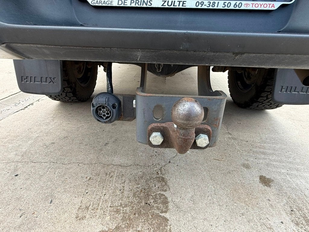 Toyota Hilux (Stock ID 46837) — 15