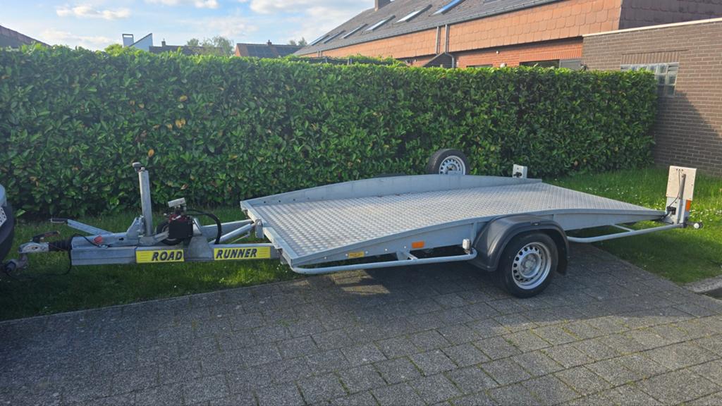 Aanhangwagen autotransporter kantelbaar
Met elektrische winc, Autos : Divers, Remorques Pièces, Enlèvement