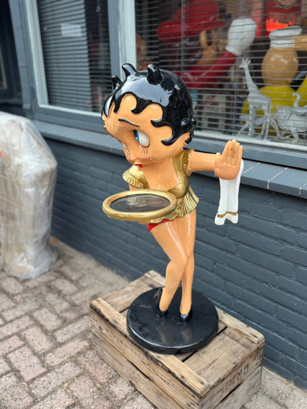Grand plateau à statuettes Betty Boop, Enlèvement, Utilisé, Humain