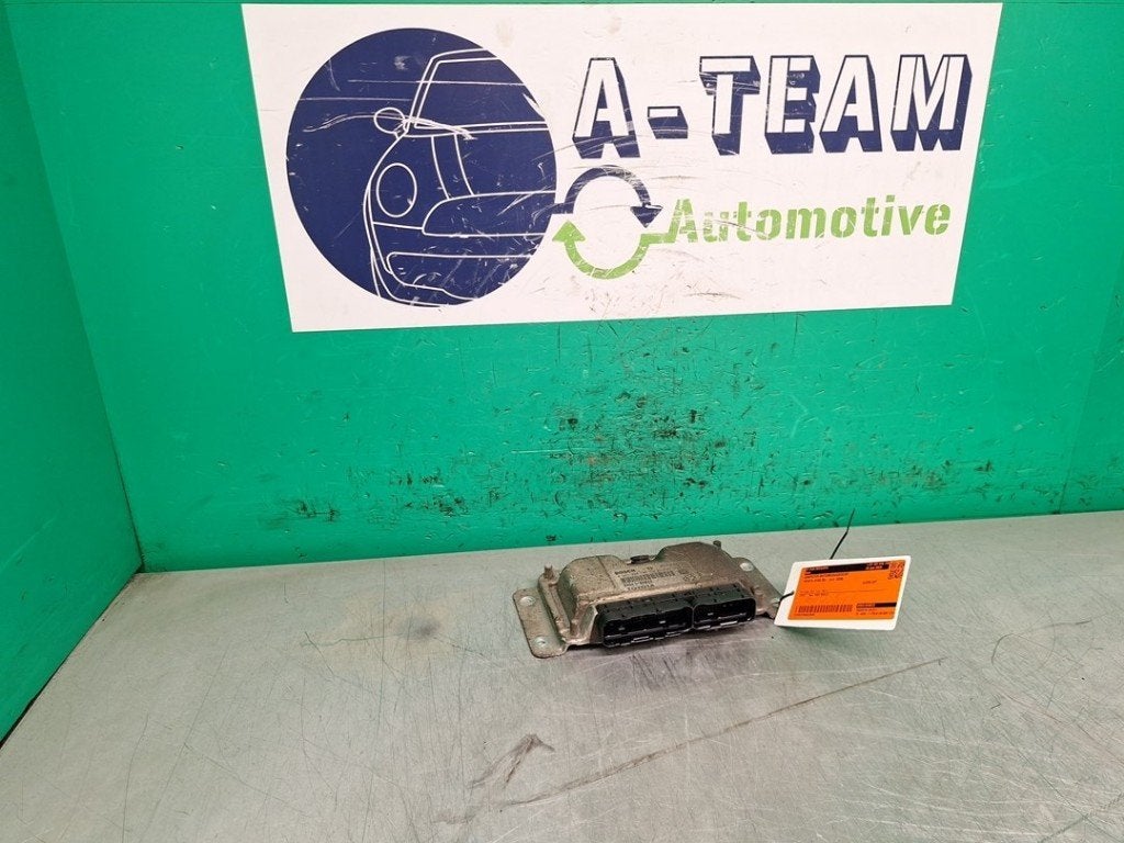 COMPUTER MOTOR Toyota Aygo (B10) (|896610H022|), Robert Bosch AG, Gebruikt, Toyota, Robert-Bosch-Allee 1
74232  Abstatt, DE