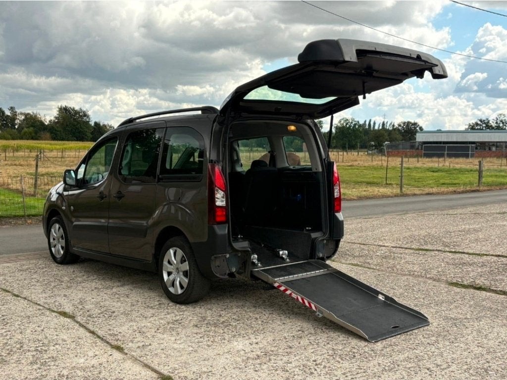 ️♿️Peugeot Partner 1.6HDI Rolstoel Invalide Handicapé TPMR, Auto's, Monovolume, Euro 6, Bedrijf, Diesel