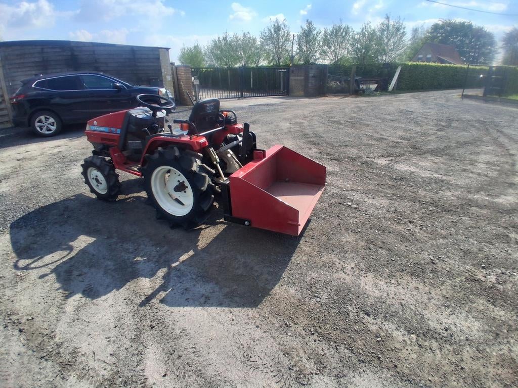 Yanmar k4, Zakelijke goederen, Ophalen
