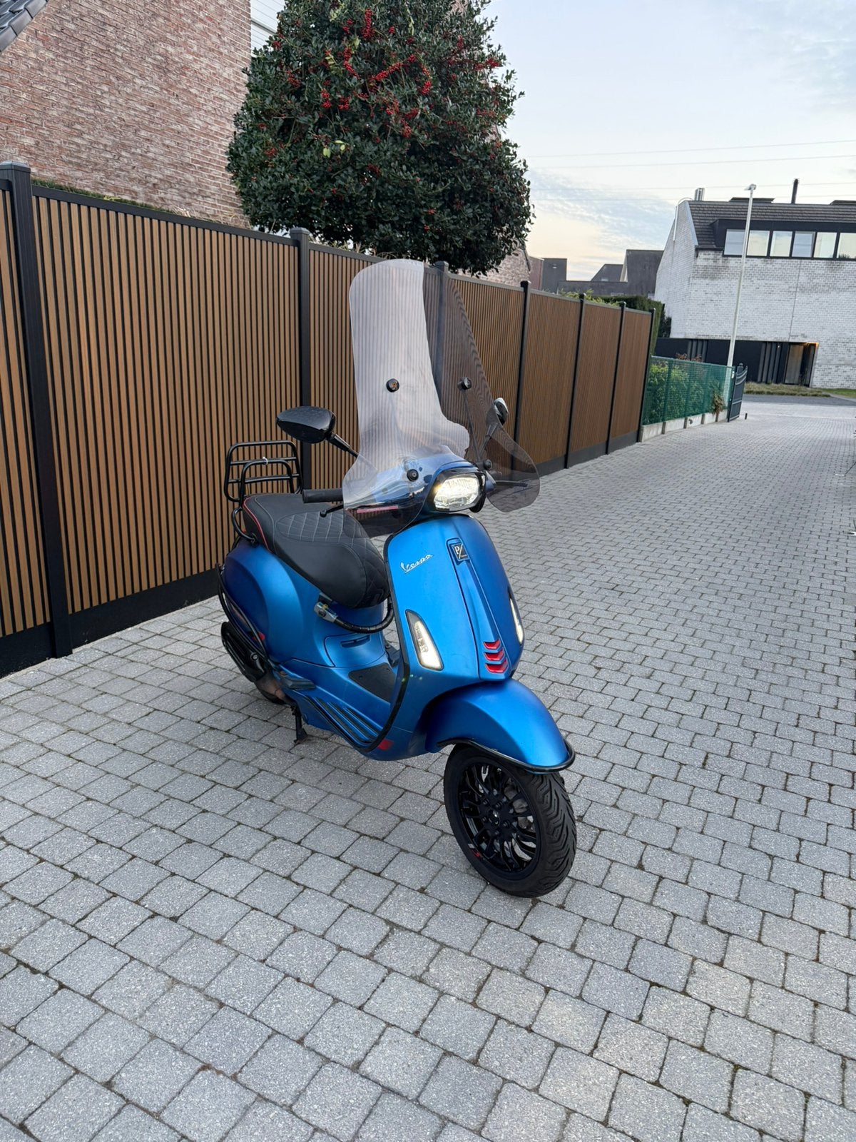 Vespa sprint A klasse, Ophalen