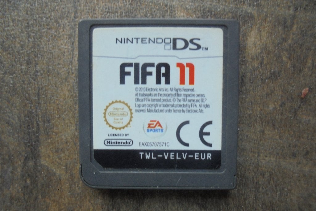 FIFA 11 voor DS (zie foto's), Gebruikt, 1 speler, Ophalen of Verzenden, Vanaf 3 jaar