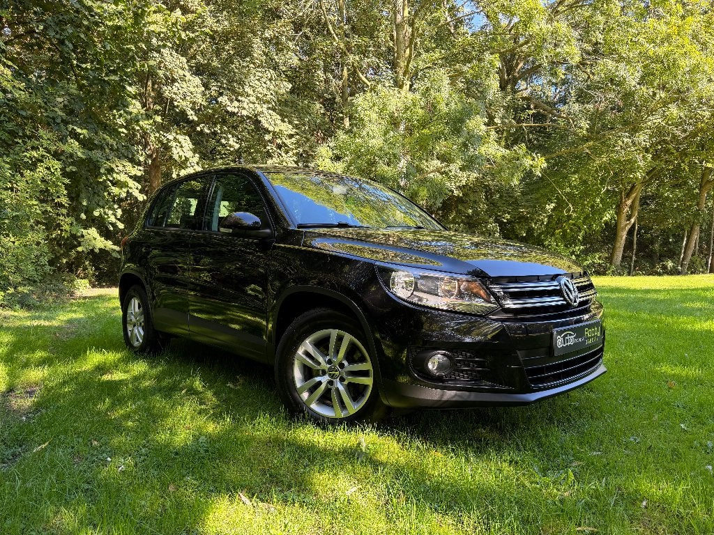 VW TIGUAN 1.4 ESSENCE - PARFAIT ÉTAT - GARANTIE -, Autos, 90 kW, Euro 5, Achat, Entreprise