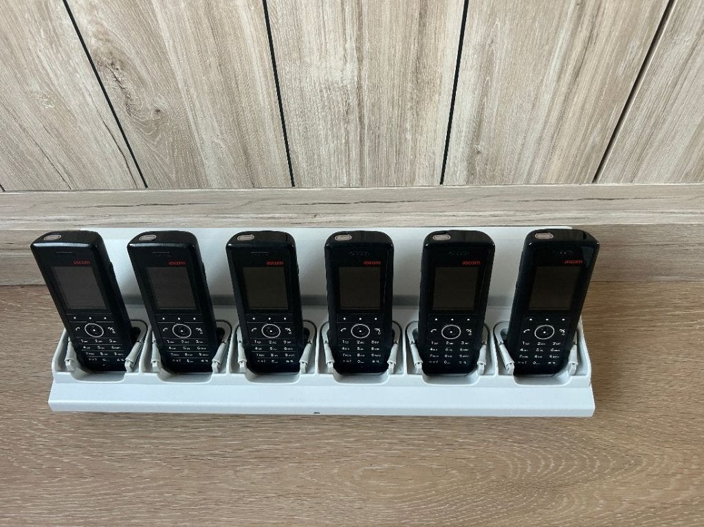 ☎️ Ascom CR3 Charger 6x I63 WH2 PROTECTOR WH2-ACAA ☎️, Telecommunicatie, Vaste telefoons | Handsets en Draadloos, Ophalen of Verzenden