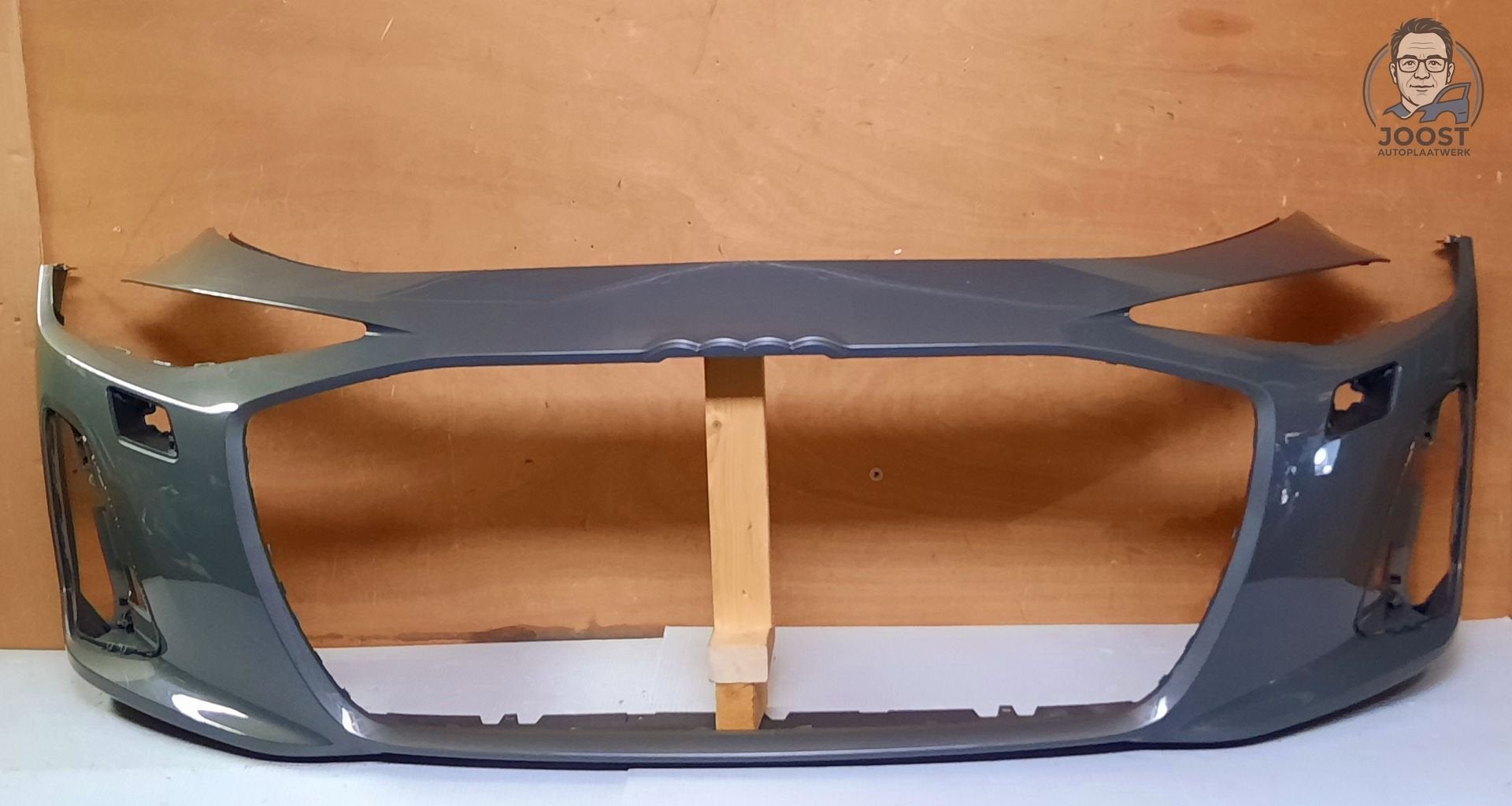 Voorbumper orgineel Audi A6 C9 Advanced v.a 2025 4P0807437A, -, Origine de la pièce connue, Audi, Utilisé