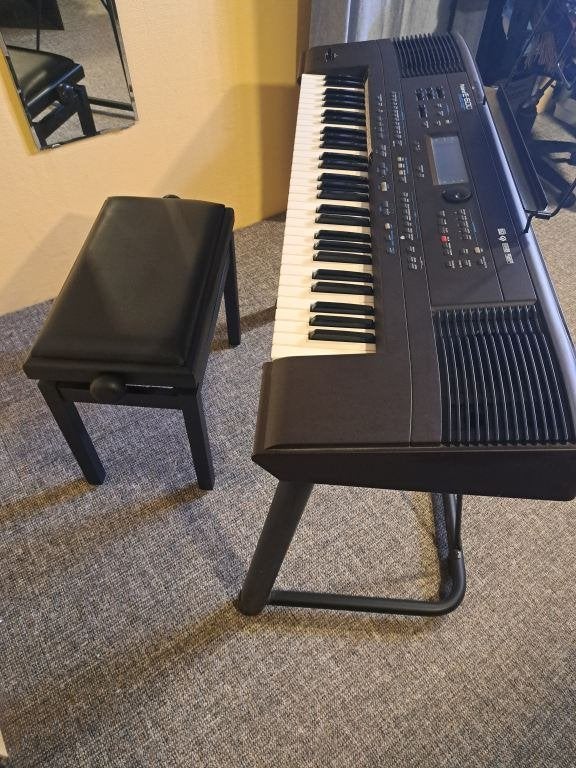 Roland 600-E keyboard, Ophalen, Roland, Midi-aansluiting, 61 toetsen