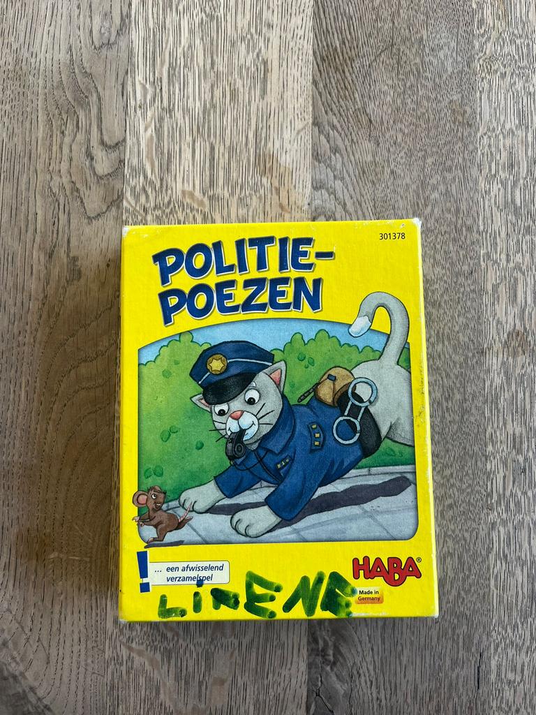 Politie-poezen, Ophalen, Zo goed als nieuw