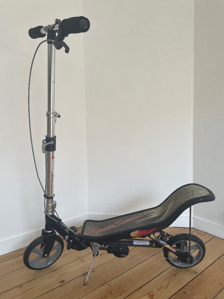 Trottinette spatiale, Fietsen en Brommers, Steps, Ophalen, Zo goed als nieuw, Overige typen, Space scooter X580