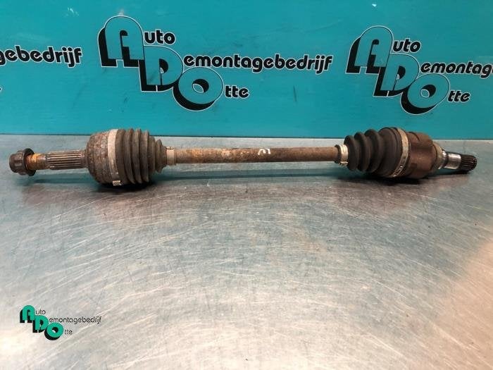 Arbre de transmission avant gauche d'un Toyota Aygo (Aygo 08, -, 3 mois de garantie, Toyota, Utilisé