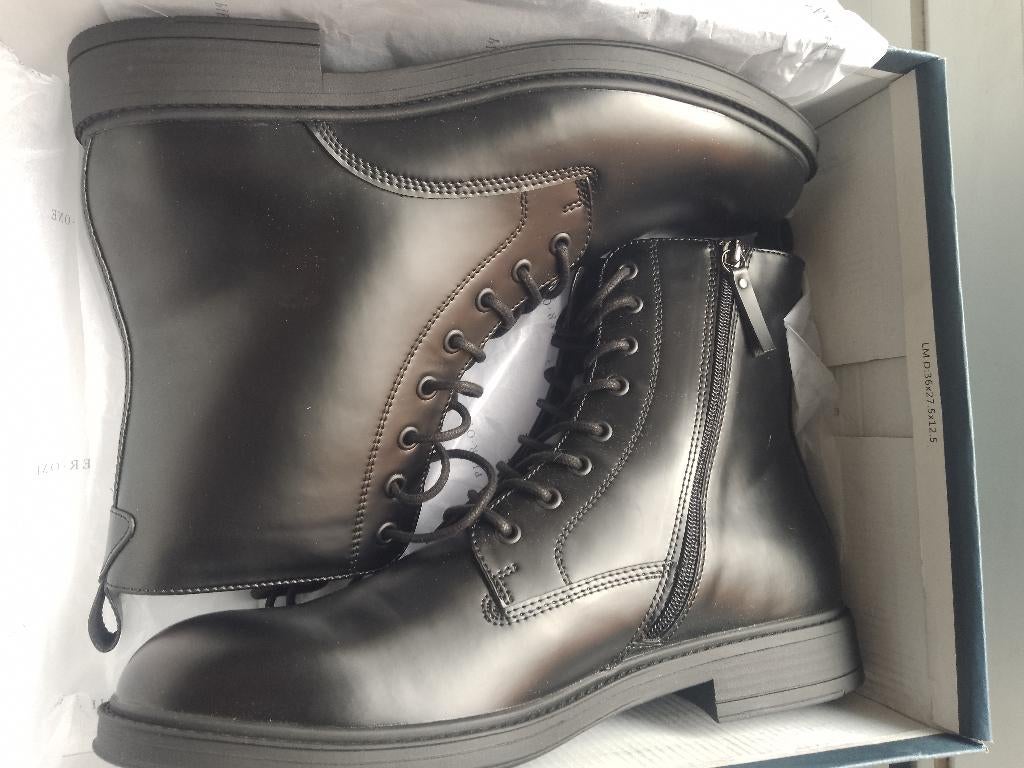 nieuw 44 bottines met rits pier one in doos, Vêtements | Hommes, Chaussures, Neuf, Bottes, Pier One, Noir