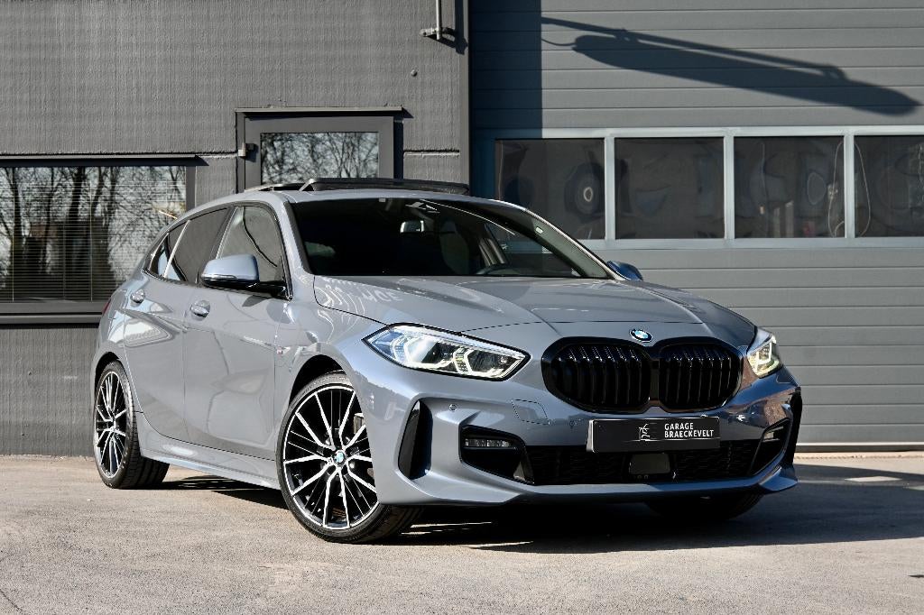 Bmw 118i Mpack - Panodak - Sportseats - 19" - LED - Hifi, Autos, BMW, Entreprise, Achat, Série 1, ABS, Phares directionnels, Airbags