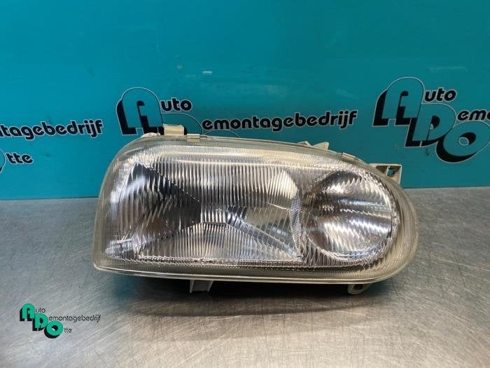 Koplamp rechts van een Volkswagen Golf (Golf 91-), Auto-onderdelen, Gebruikt, -, Volkswagen, -