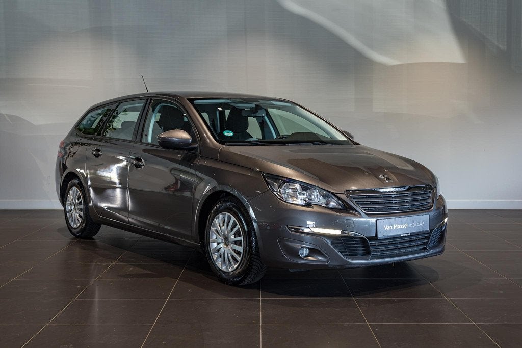 Peugeot 308 SW 1.2 | Trekhaak | PDC A | Cruise Control | Air, Auto's, Voorwielaandrijving, 1330 kg, Stof, Gebruikt