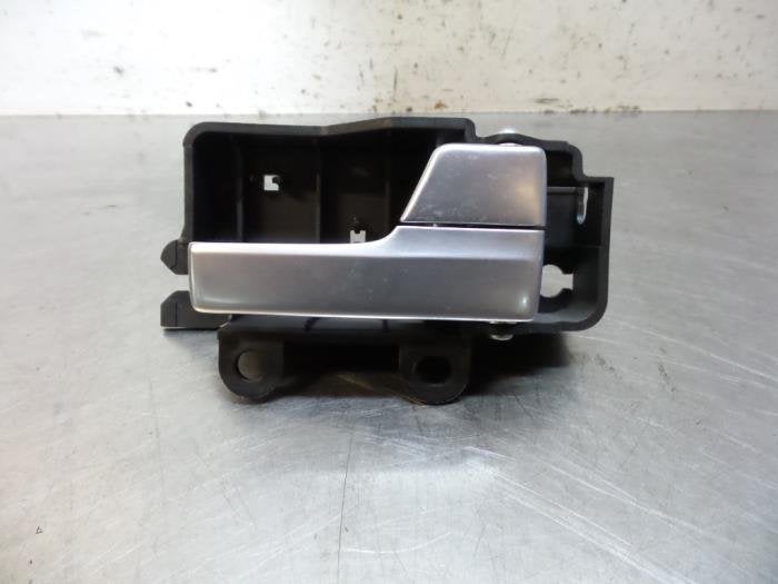 Poignée portière 2portes droite d'un Ford Focus (Focus 04-, -, 3 mois de garantie, -, -