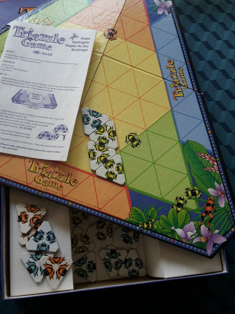 Spel Triazzle, als nieuw, University Games, + 1 gratis promo, Enlèvement ou Envoi, Comme neuf, University Games