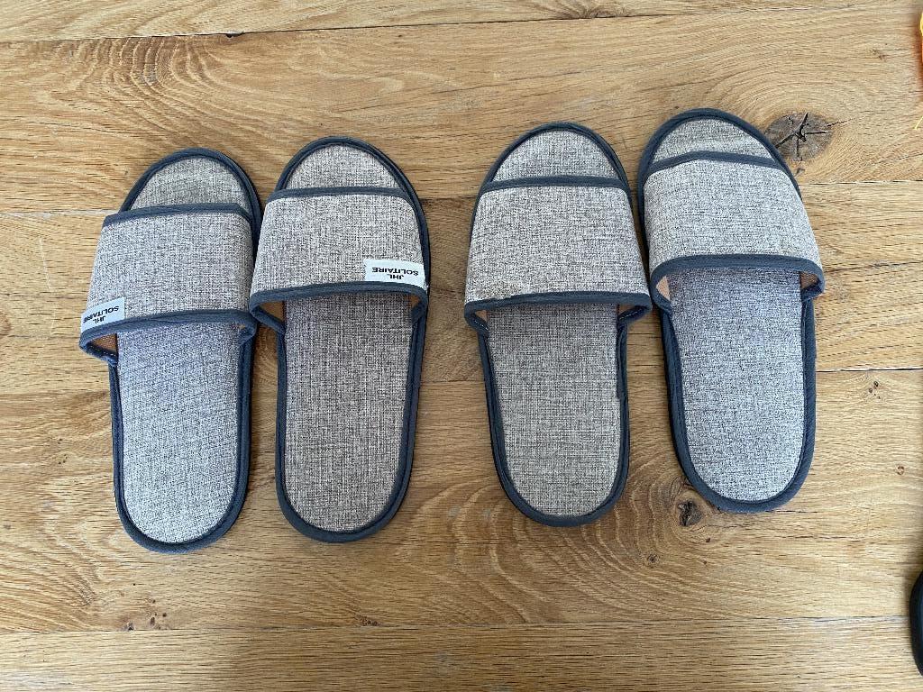 Pantoffels/slippers, Kleding | Heren, Slippers, Bruin, Ophalen of Verzenden, Zo goed als nieuw