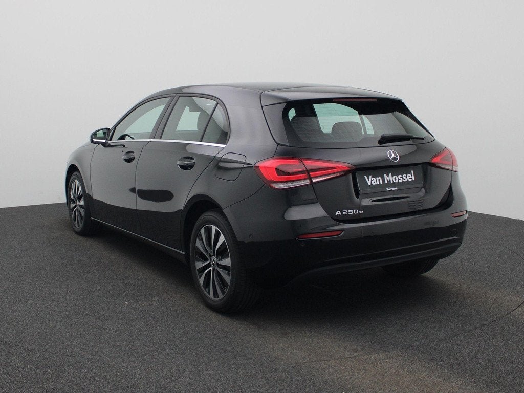 Mercedes-Benz A-Klasse 250 e Business Line (automatique), Autos, Mercedes-Benz, Achat, 16 kWh, 5 portes, 5 places
