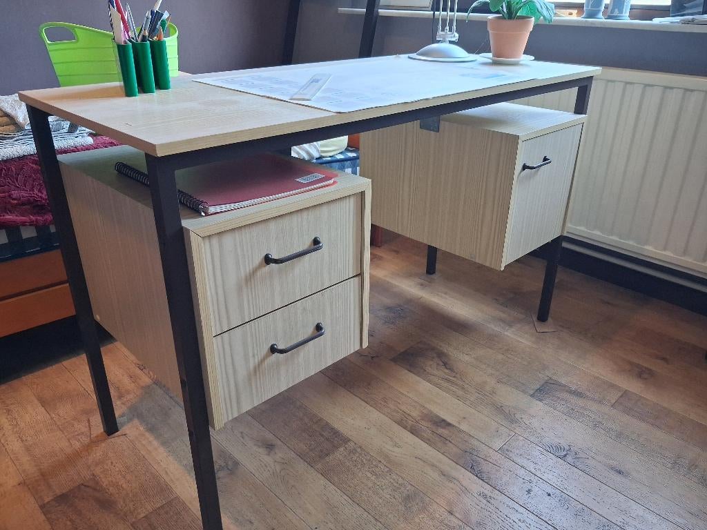 Bureau, Huis en Inrichting, Bureaus, Ophalen, Gebruikt, Hout, Modern