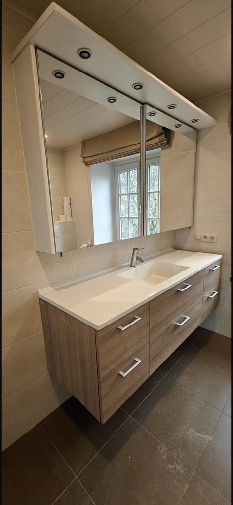 Armoires à miroir et meubles de salle de bain, Enlèvement, Comme neuf