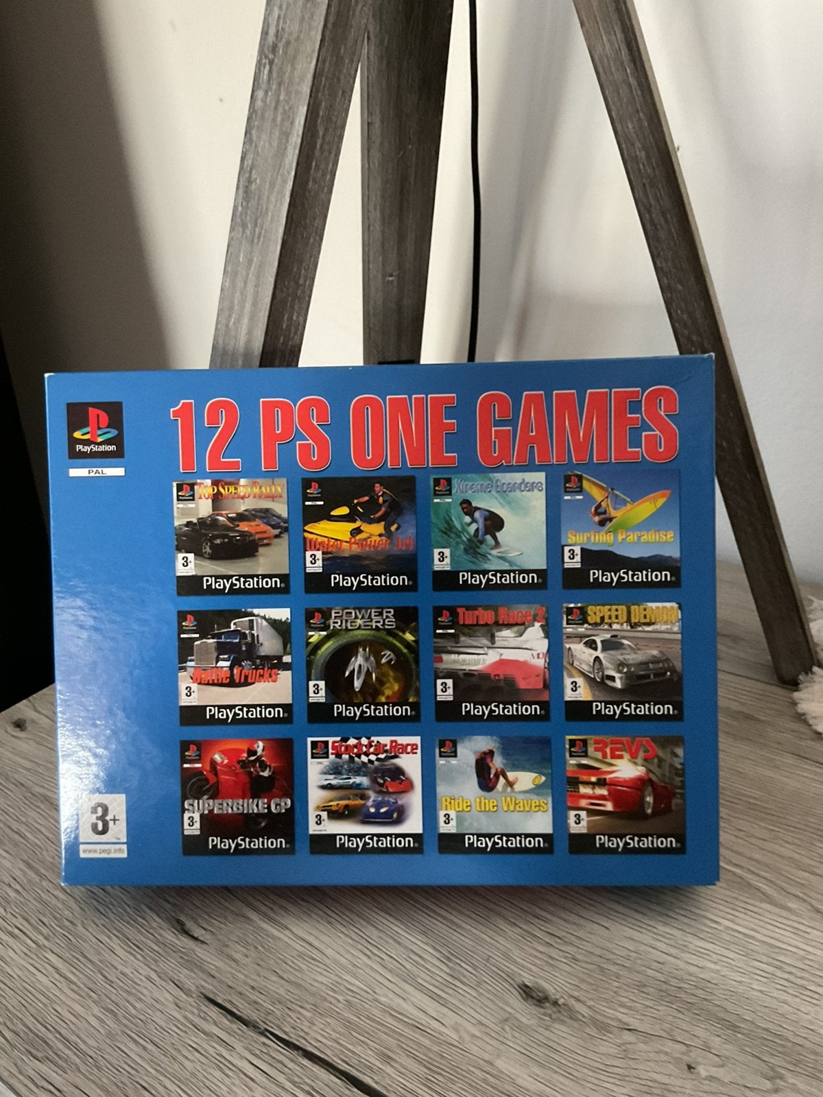 Coffret de 12 Jeu Ps One sur 2 Disques en etat Nickel, Enlèvement ou Envoi, Comme neuf