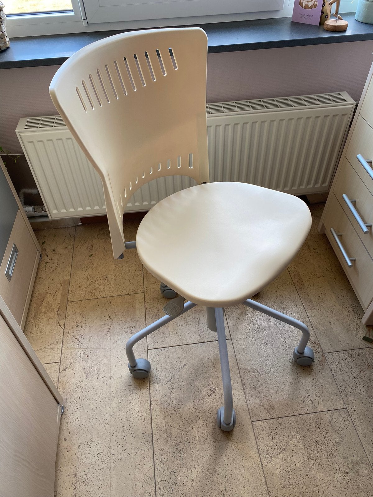 Ecru bureaustoel, Ophalen, Gebruikt, Wit, Bureaustoel