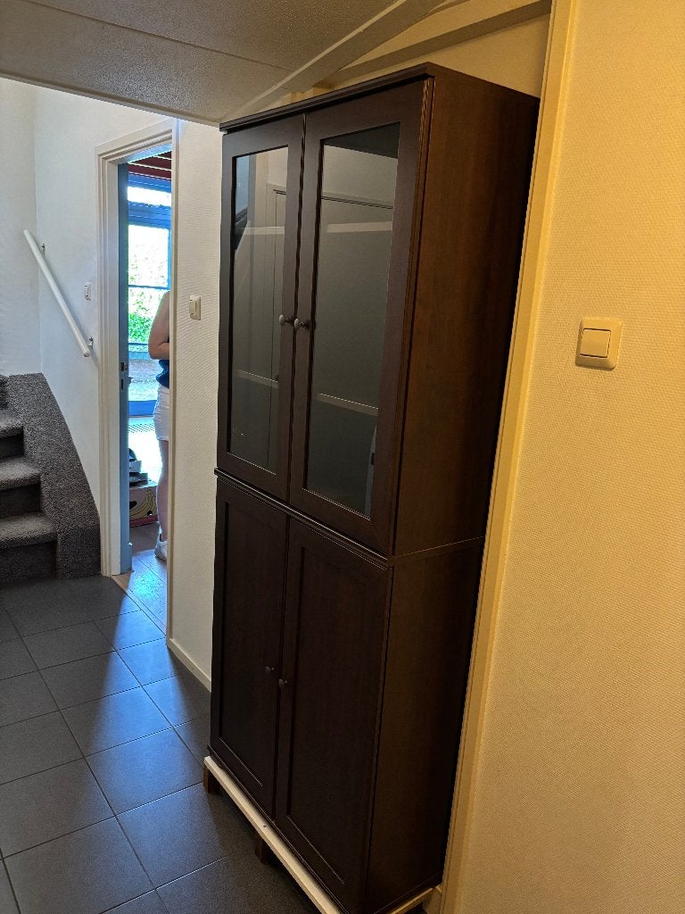 Vitrinekast / Opbergkast Donker Hout – 75 x 32 x 182 cm, Huis en Inrichting, Kasten | Vitrinekasten, Ophalen, 50 tot 100 cm, 150 tot 200 cm