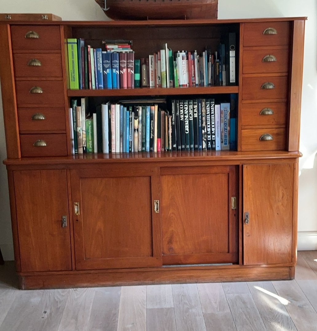 Houten bureaukast/ boekenkast, Ophalen, Gebruikt, Met deur(en)