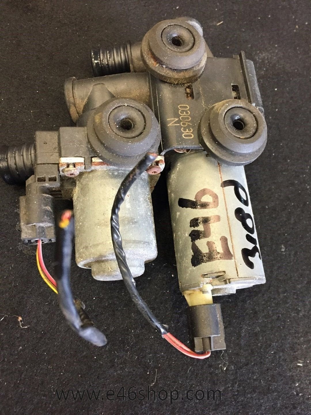 Kachelklep BMW E46 318d oem 8369807, -, Utilisé, -, Enlèvement ou Envoi