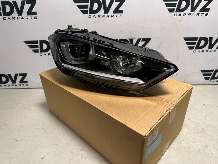 Koplamp rechts van een Volkswagen Golf Sportsvan, Auto-onderdelen, -, Volkswagen, -, Nieuw