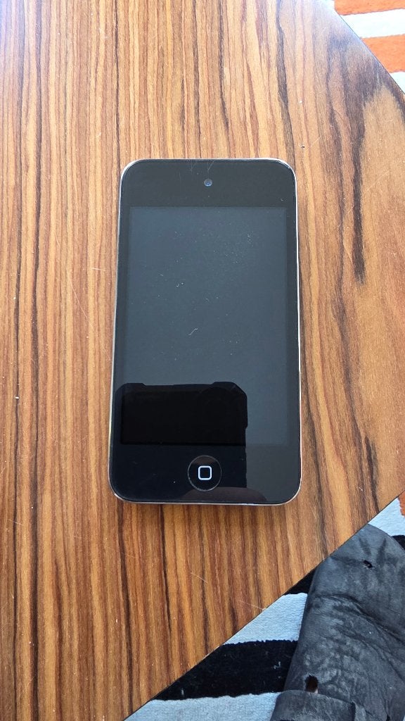 iPod Touch 2e generatie (16GB), Audio, Tv en Foto, Mp3-spelers | Apple iPod, Gebruikt, Touch, Ophalen of Verzenden, Zilver