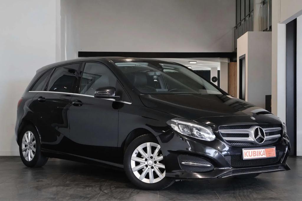 Mercedes-Benz B-CLASS 180 B 180 d Navi CruiseC Camera Garant, Auto's, Mercedes-Benz, Automaat, Gebruikt, 4 cilinders, 5 deurs