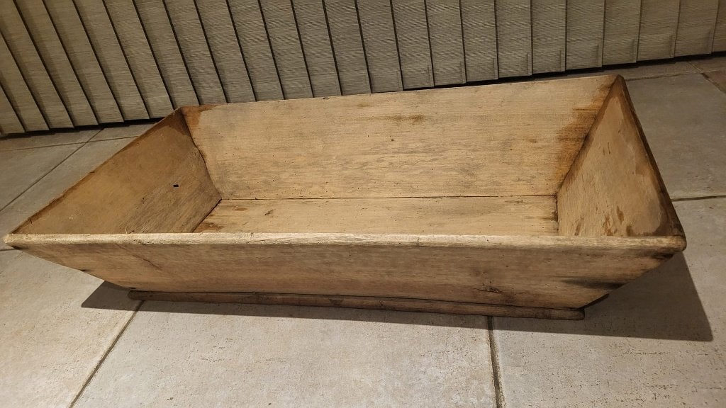 Ancien pétrin en bois, Enlèvement