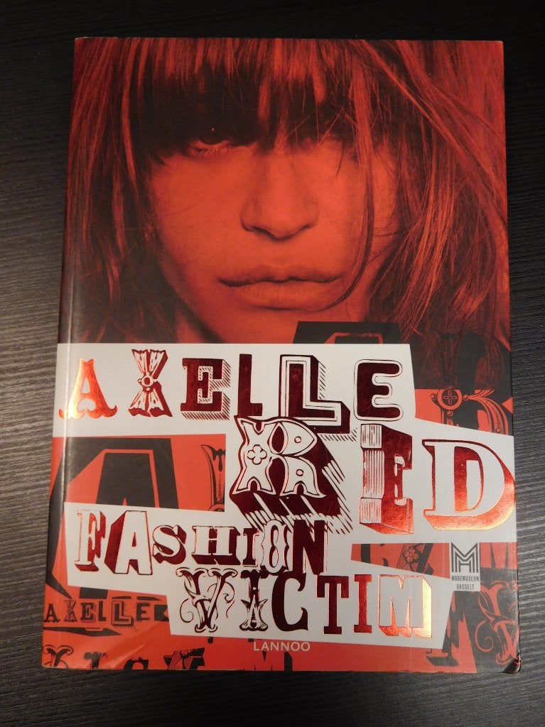 Axelle Red Fashion Victim, Enlèvement ou Envoi