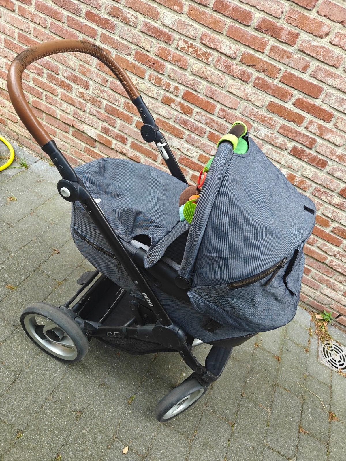 Mutsy Evo set met draagmand, buggy en maxi cosi, Enlèvement, Mutsy