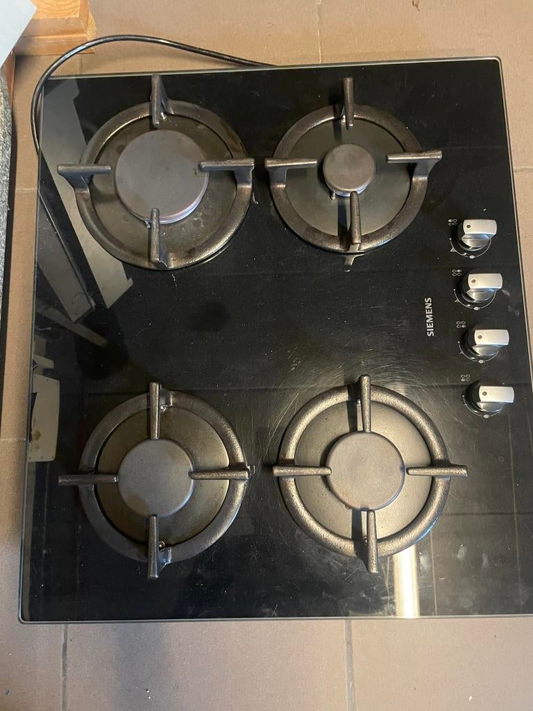 Tzble de cuisson pour gaz en pzrfait etat, Enlèvement, Comme neuf, Gaz
