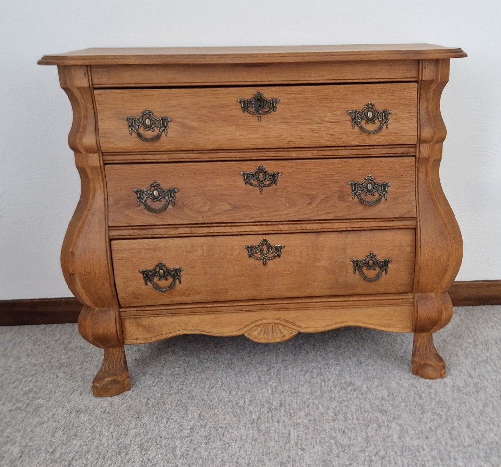 Petit buffet en chêne, Maison & Meubles, Armoires | Commodes, 3 ou 4 tiroirs, 25 à 50 cm, Moins de 100 cm, Enlèvement