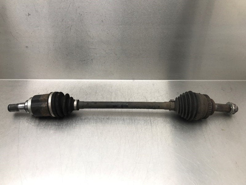 AANDRIJFAS LINKS VOOR ABS Suzuki Celerio (LF) (01-2014/-), Gebruikt, Suzuki