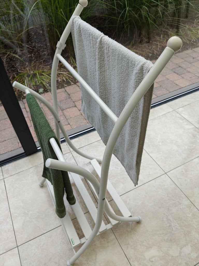 handdoekrek, Huis en Inrichting, Badkamer | Badtextiel en Accessoires, Ophalen, Gebruikt, Wit, Handdoek