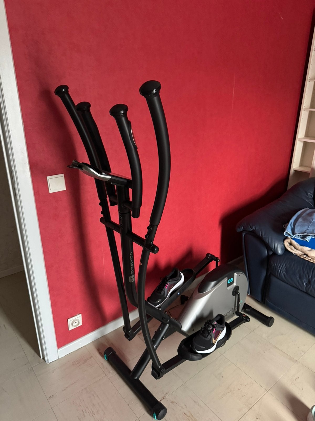 Domyos Essential 06 crosstrainer, Enlèvement, Utilisé, Autres matériaux, Vélo elliptique
