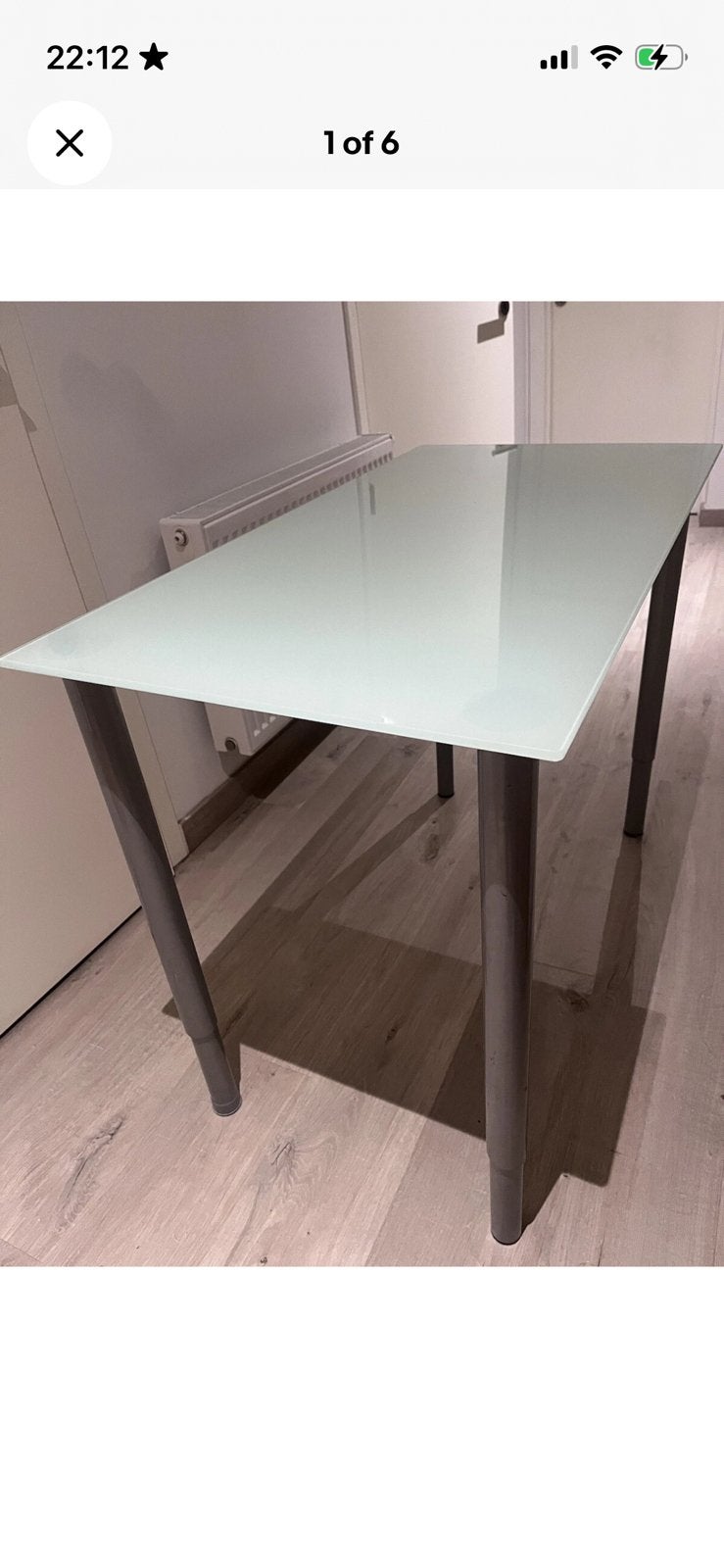 Table IKEA GLASHOLM en verre dépoli et pieds réglables, Enlèvement, Utilisé