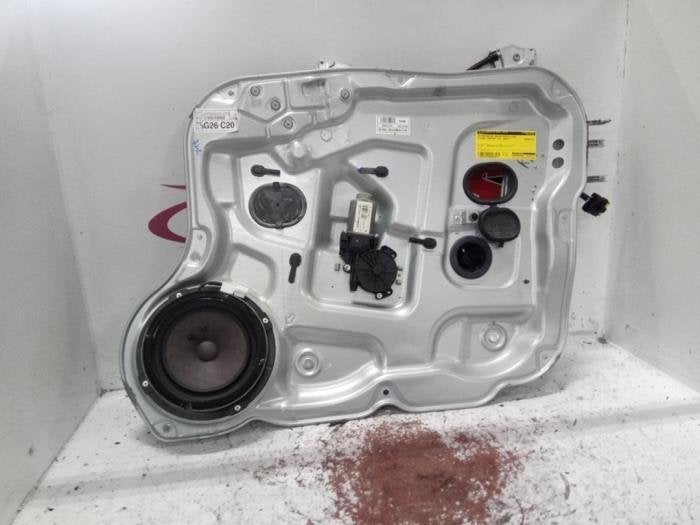 Mécanique vitre 4portes avant droite d'un Hyundai Santafe, -, -, 3 mois de garantie, Utilisé